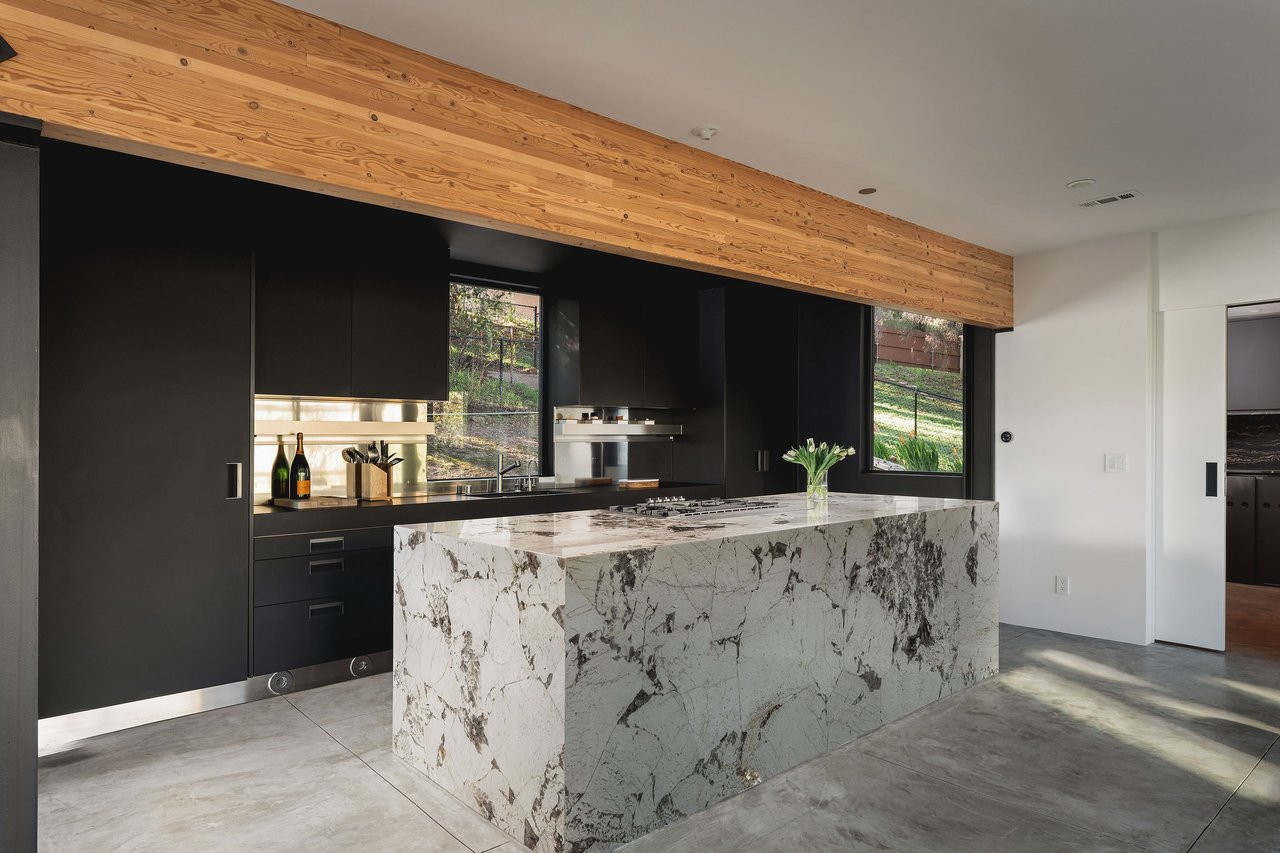 2315 Live Oak Meadows