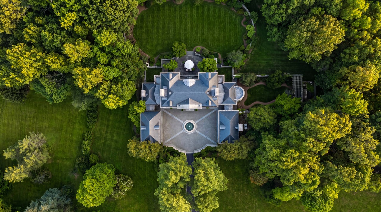 Wayside Manor