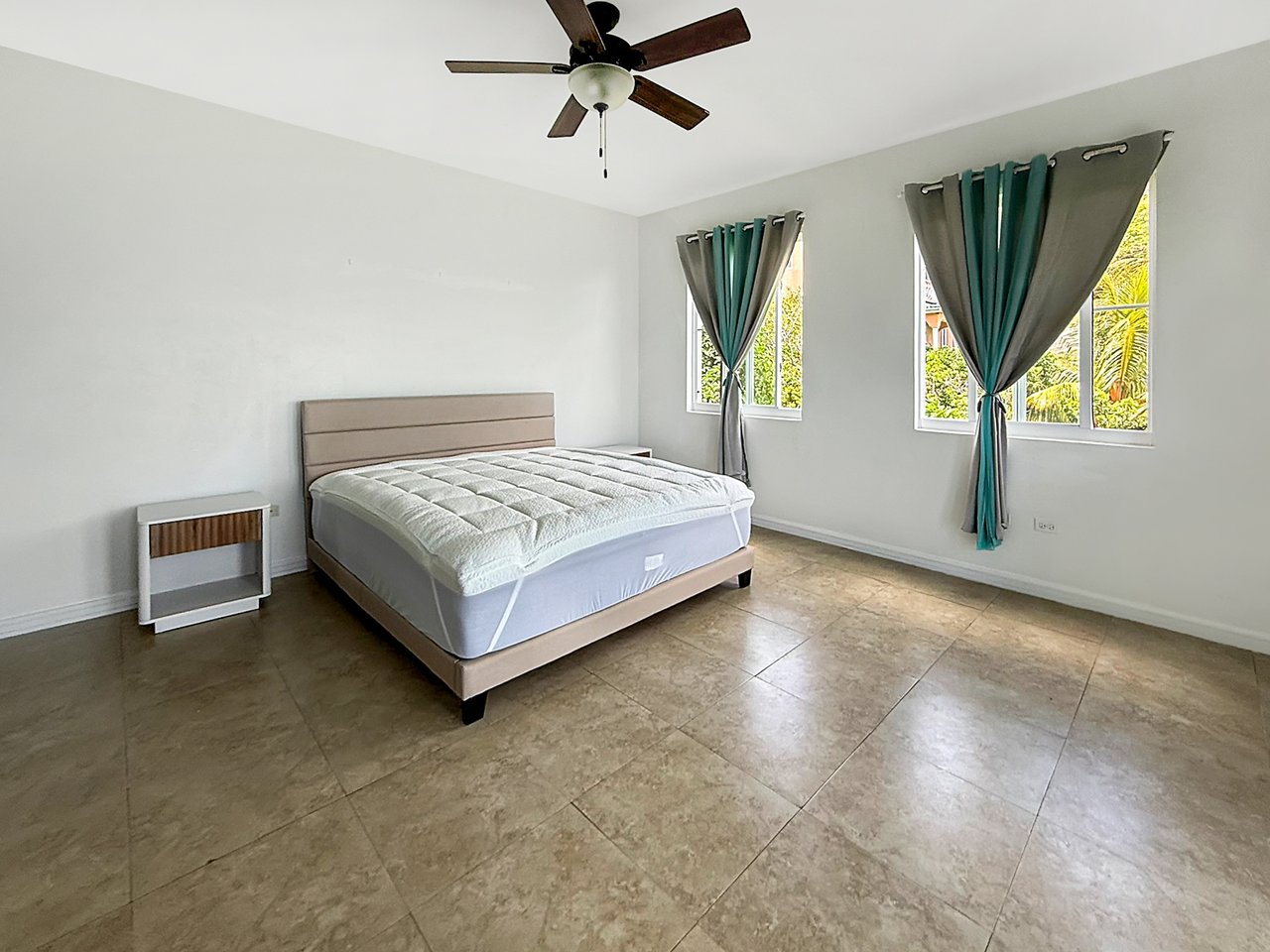 1062 Sabath Hill 2 Bedroom Apartment