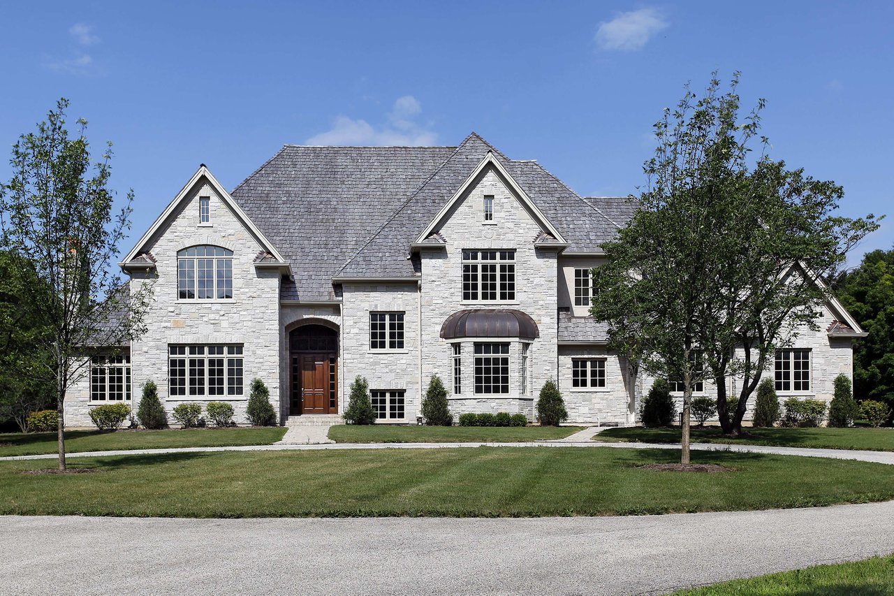 $1M+ Properties