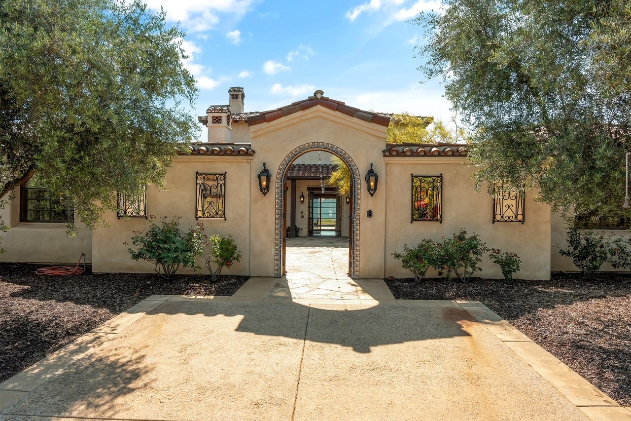 19300 Hombre Lane