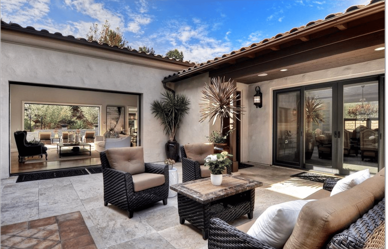 11 Vaquero Rd