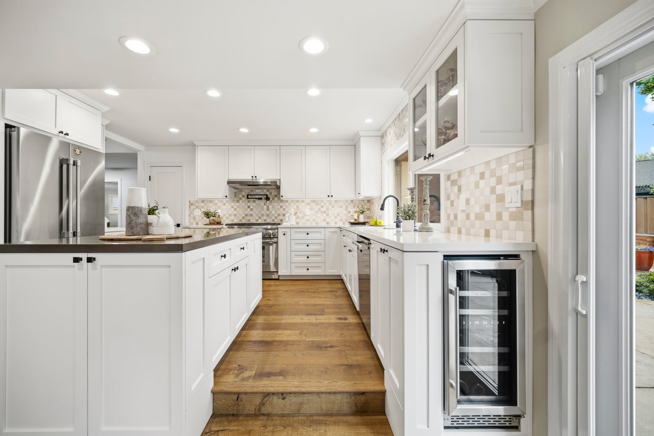 Del Prado Pleasanton Home with Pool, Expanded Living Space and Court Location