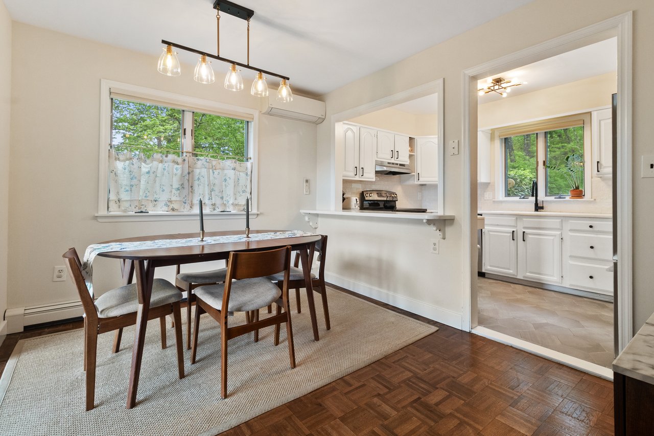 30 Woodcrest Terrace