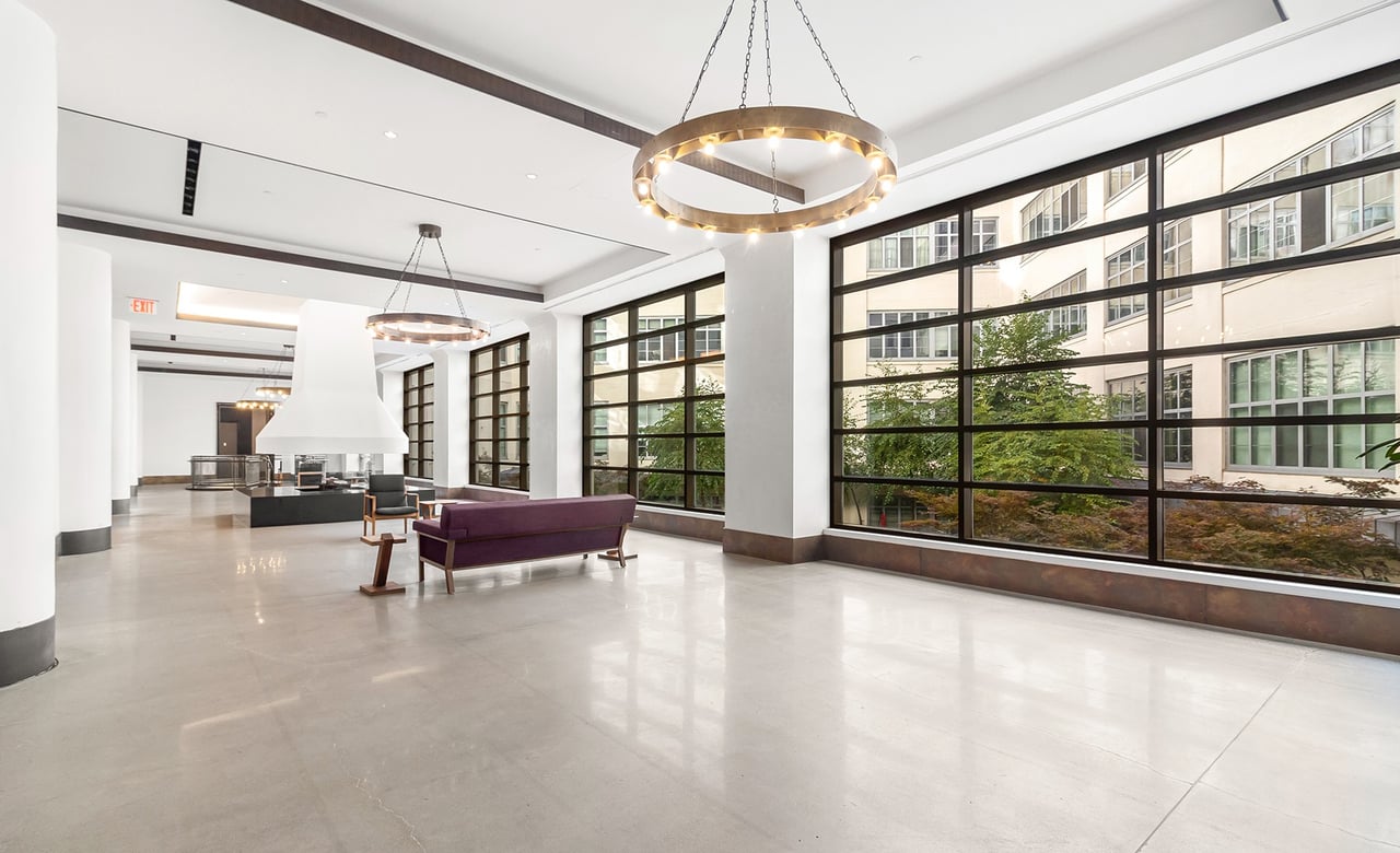 27-28 Thomson Avenue 242
