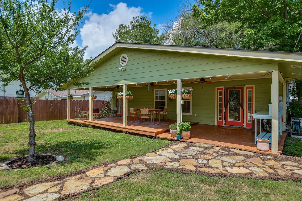 8917 Glenn Lane