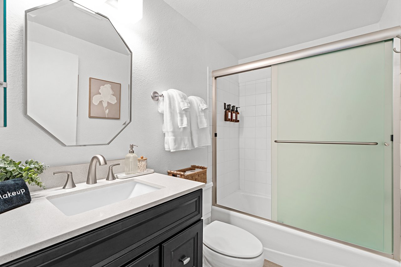 Foxtail Luxe Retreat