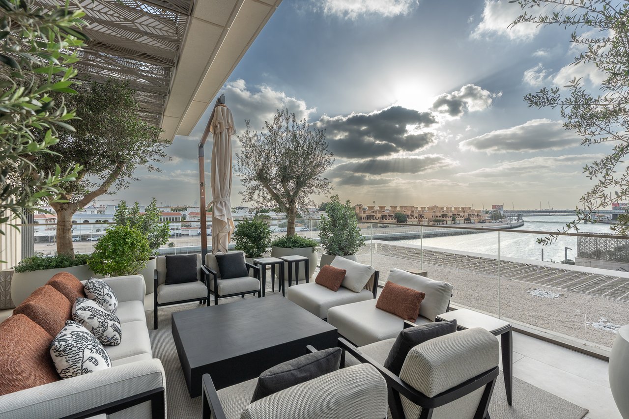 Four Seasons Private Residences - Penthouse 