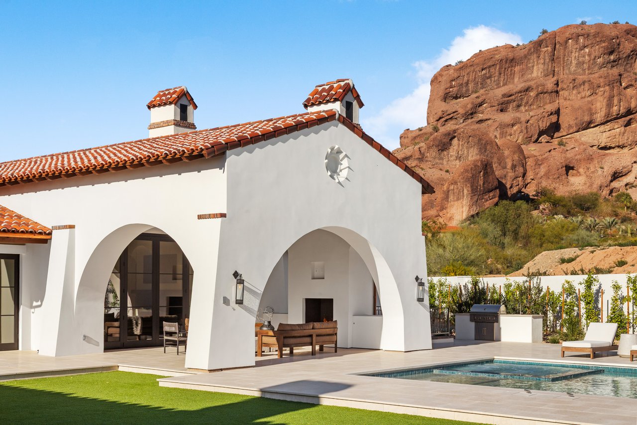 4605 E ROCKRIDGE Road