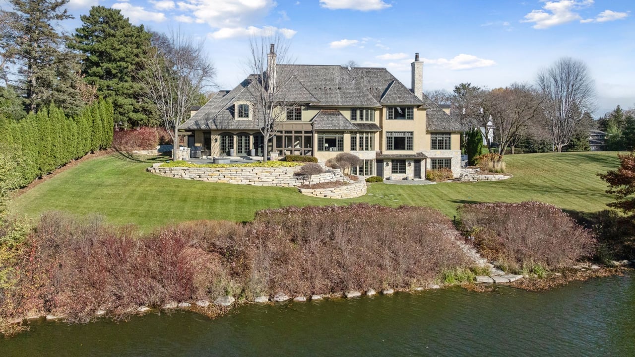 * UNDER CONTRACT * 5208 Dundee Road, Edina