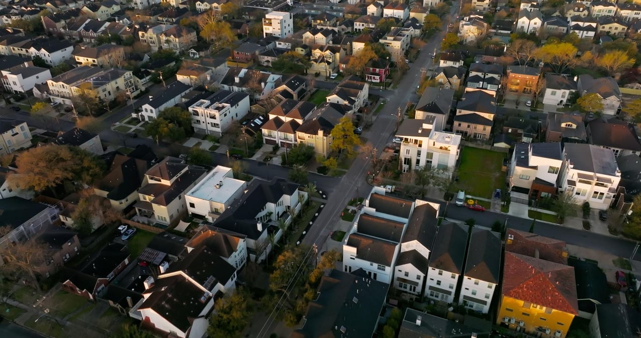 New construction homes and modern residences in Independence Heights Houston near the Heights