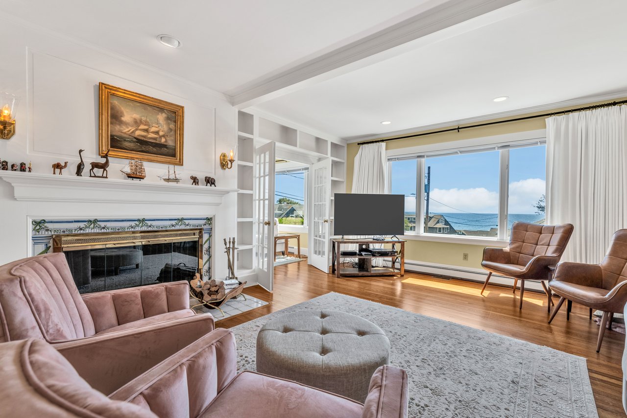 Expansive Water Views in Hyannis Port