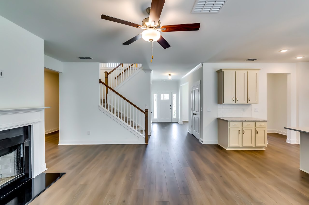 537 Principal Meridian Dr
