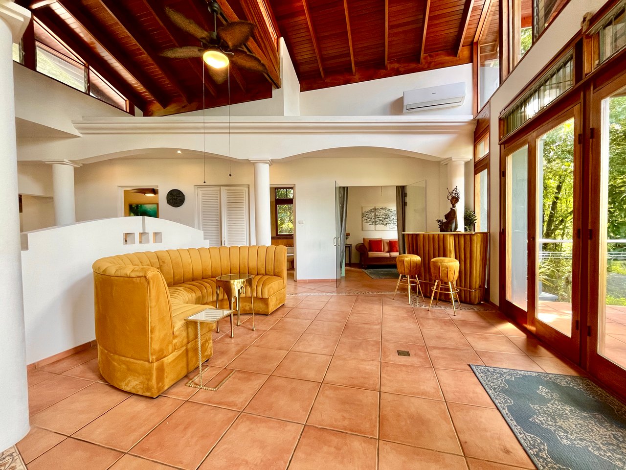 VILLA TURQUESA – MAJESTIC OASIS, CLOSE TO THE BEACH AND WILDLIFE – 1.92 ACRES
