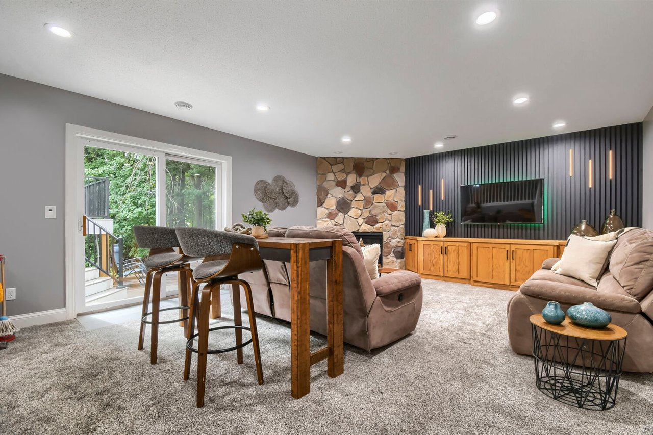 22376 Brett Trail, Rogers, MN 55374