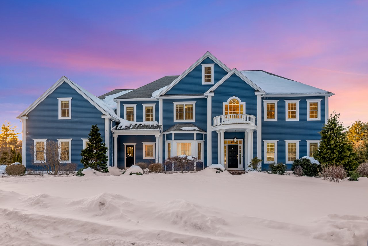 A Home Where Time Pauses