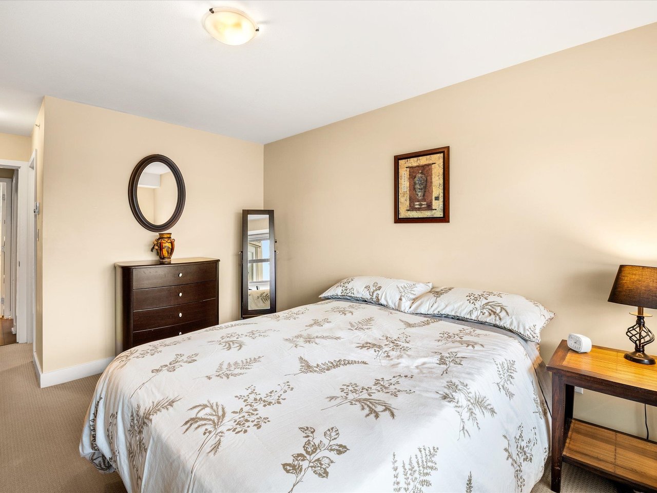 1310 Victoria St, #401