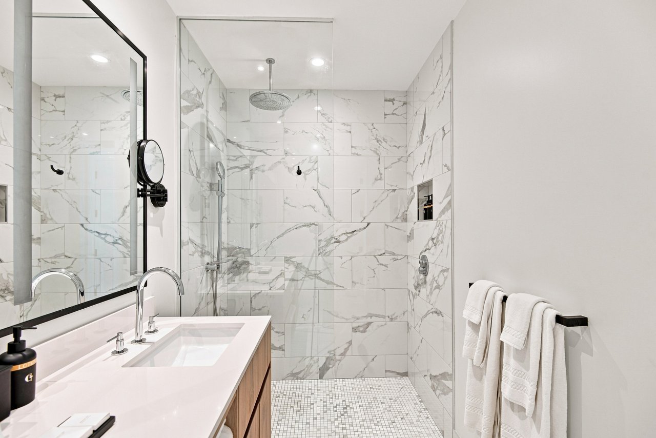 417 Goldwynn Resort & Residences