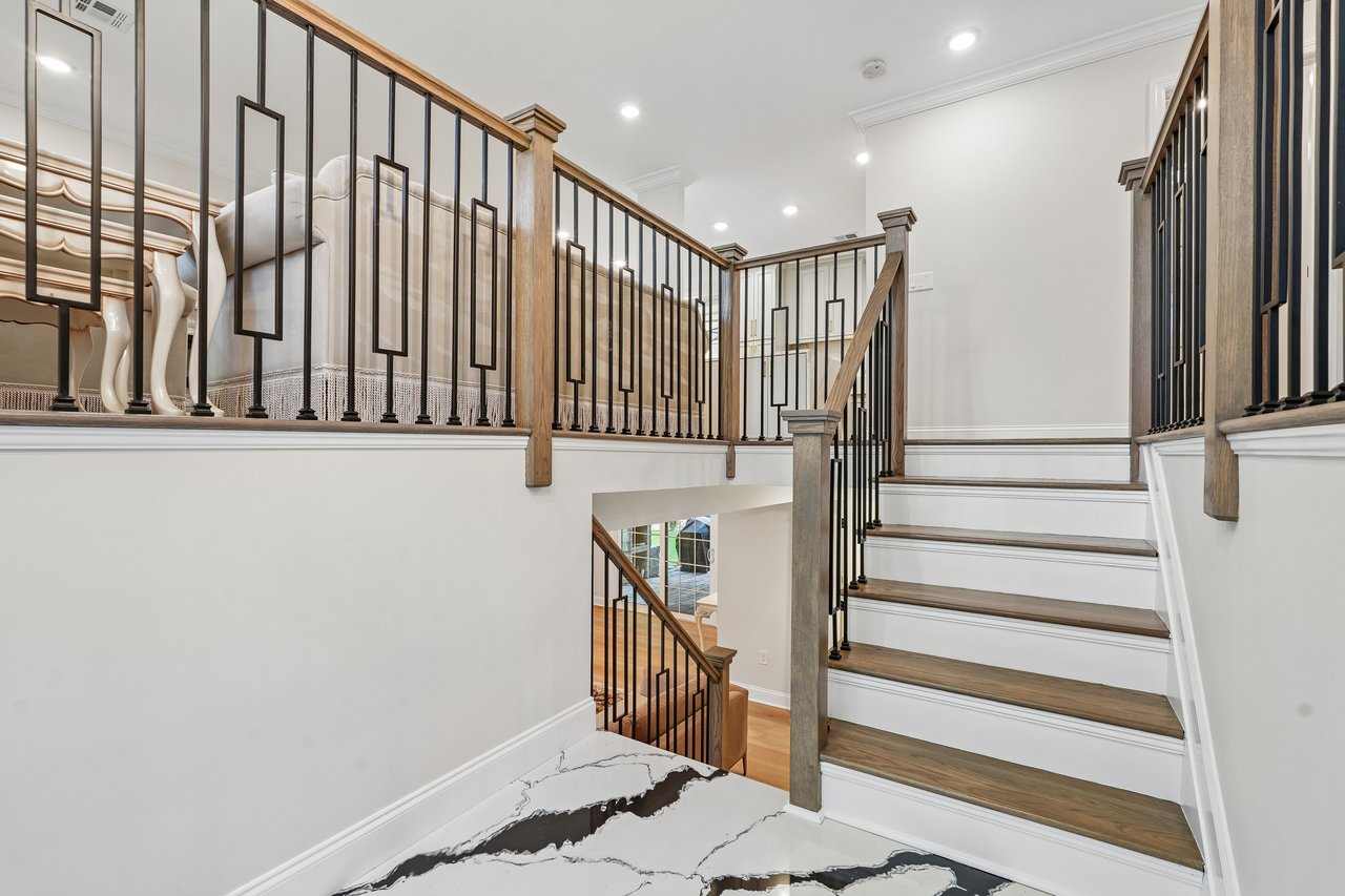 12 Parker Place