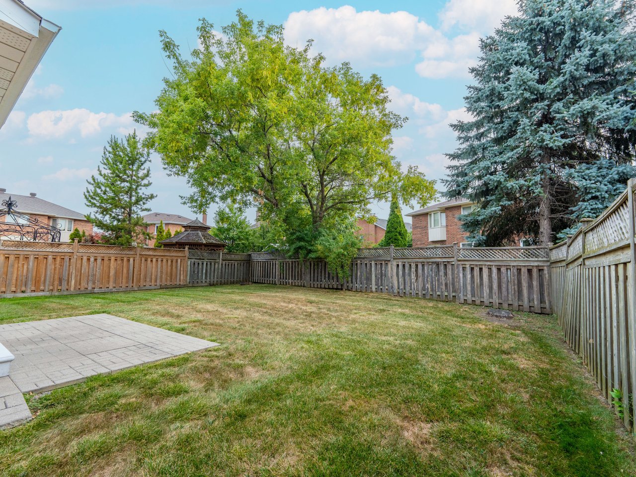 35 Lynngrove Crescent