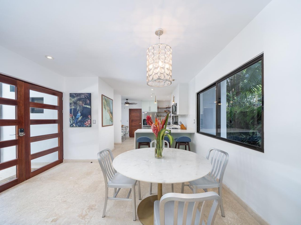 Casa Plumeria | Modern Elegance and Tropical Tranquility Near Tamarindo