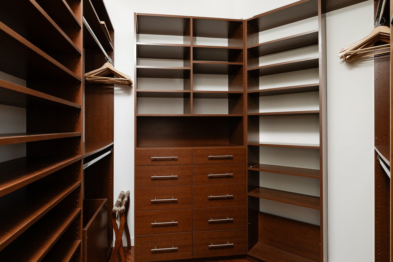 3604 Glenridge Dr, Sherman Oaks 