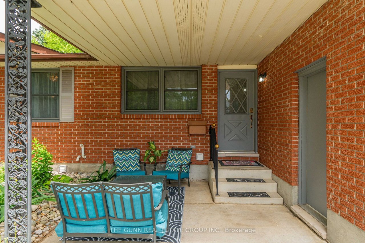5 Locke Hts