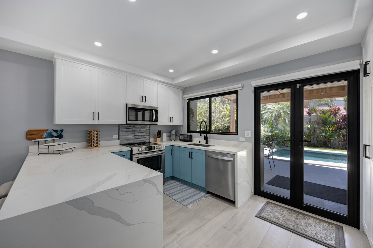 Casa Nueva Vida | Great investment property in Playa Potrero!