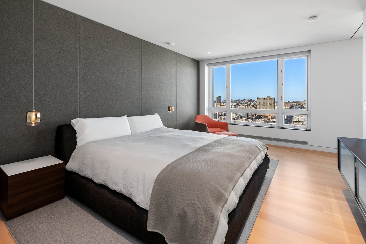 Showcase Apartment on Nob Hill