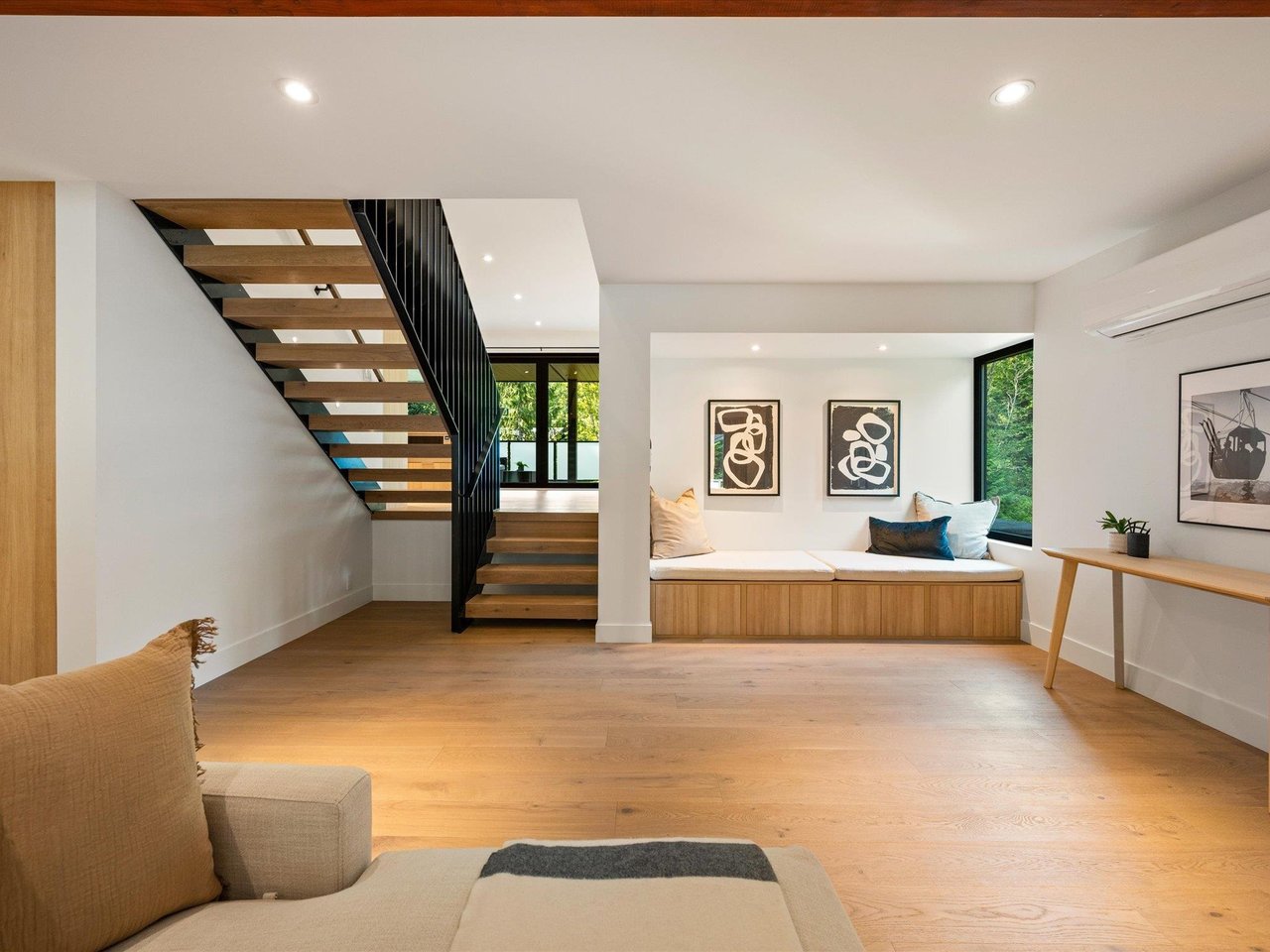 3005 Brio Entrance