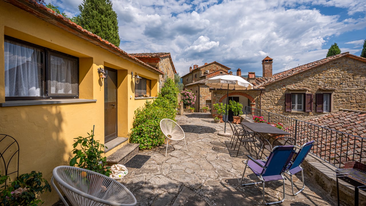 CASALE DELLA VALLATA