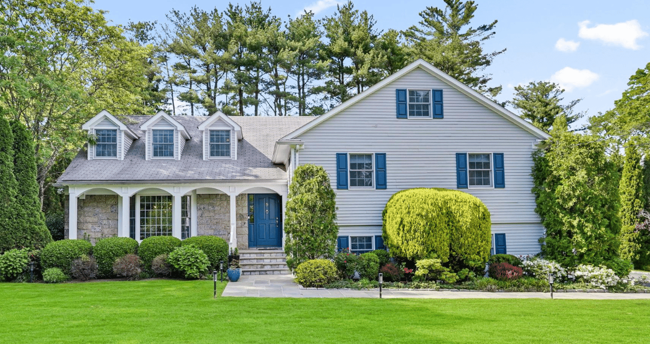 $2,225,000 Home for sale at 9 Springdale Road, Scarsdale, NY 10583 - North of NYC