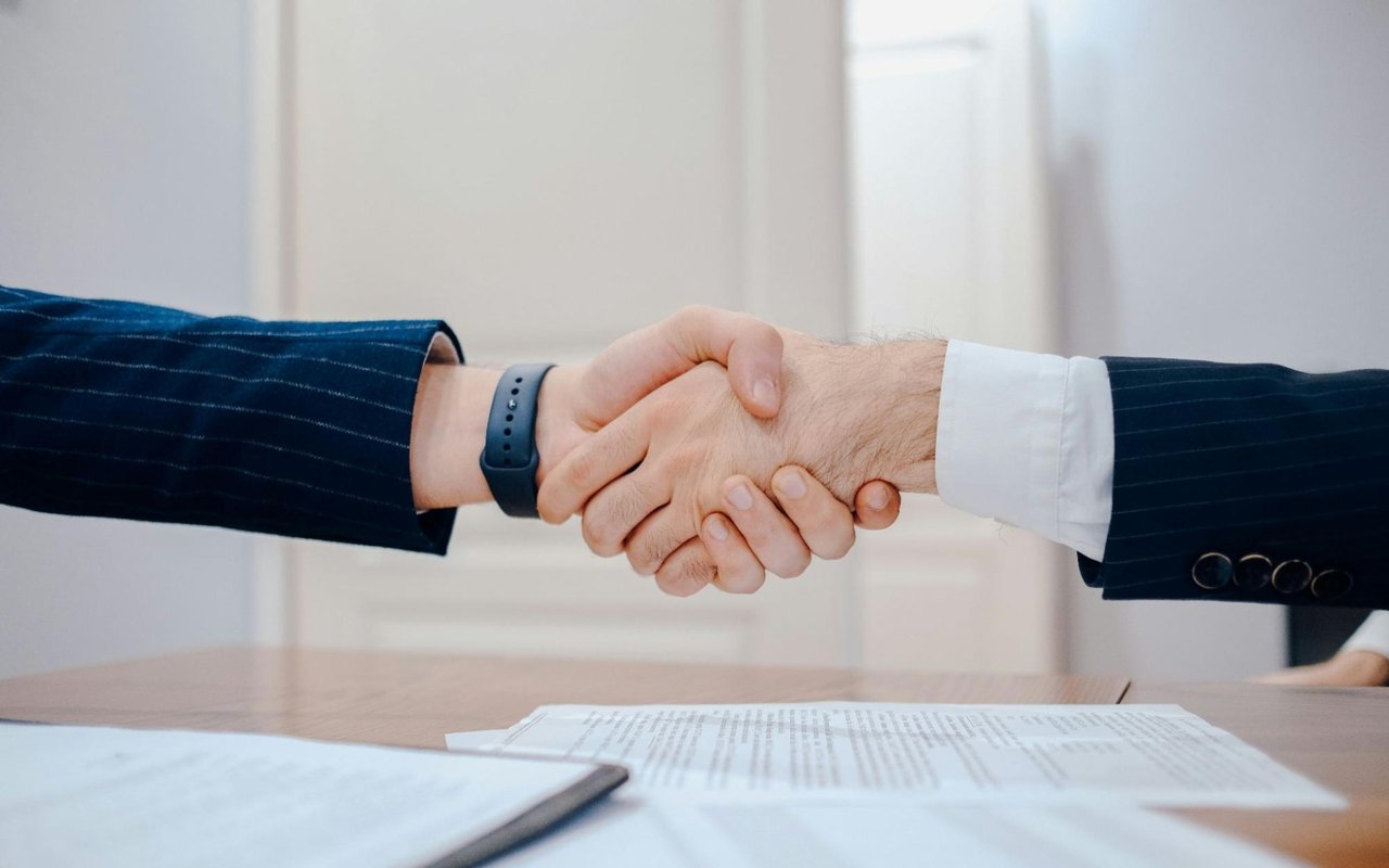 6 Real Estate Negotiation Strategies From An Expert