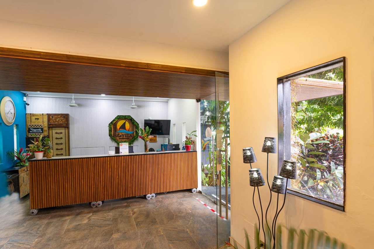22 Unit Tropical Boutique Hotel steps from Manuel Antonio Park & Beach