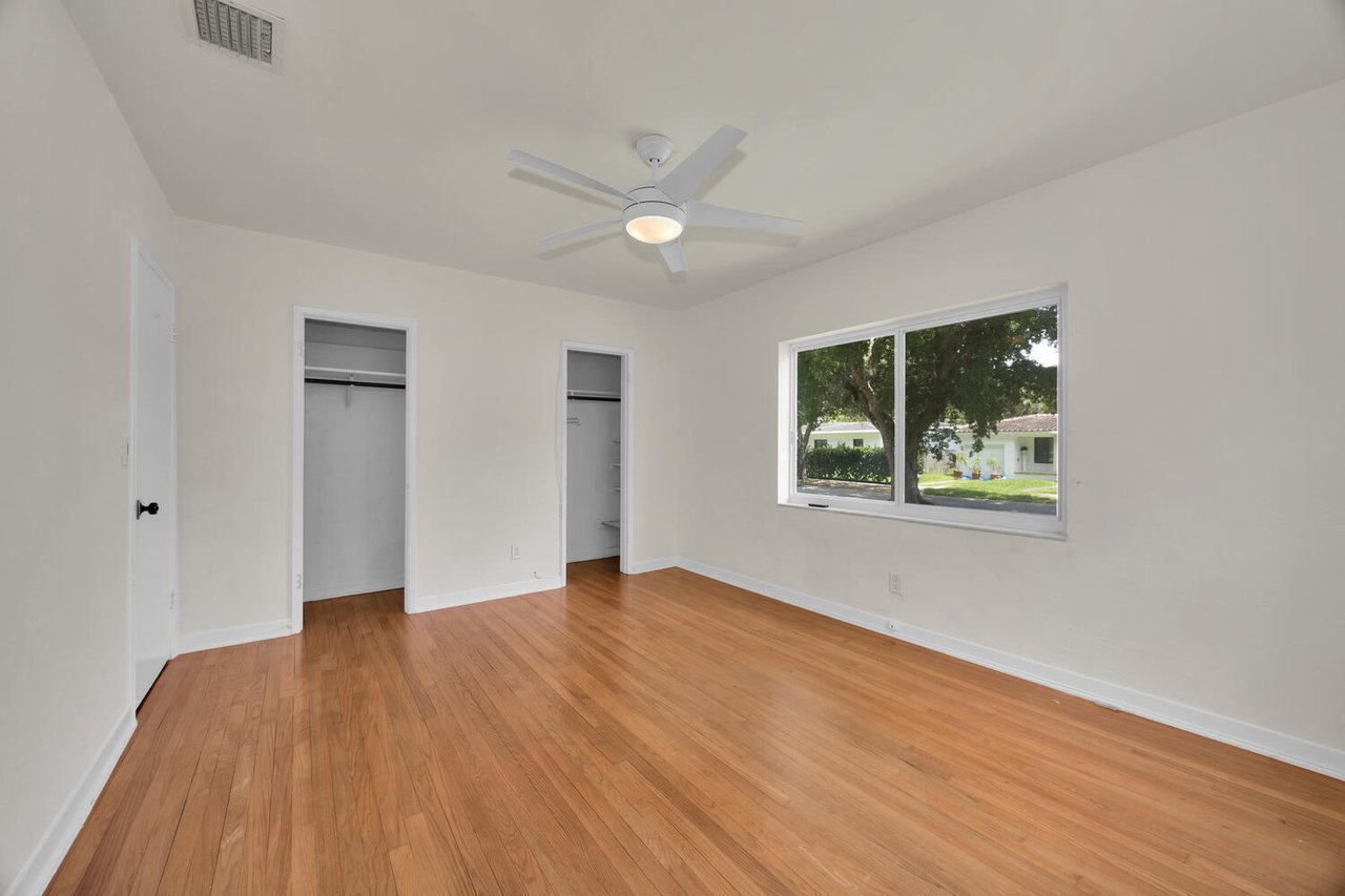 Beautifully Updated Schenely Park Home