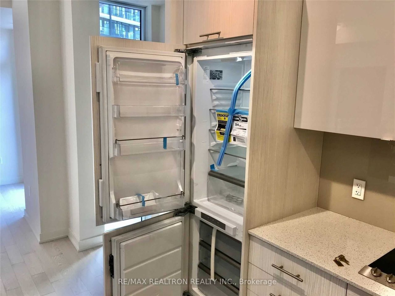 330 Richmond Street W Unit: 1105