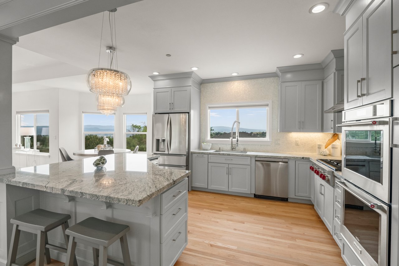 15855 Jackson Oaks Drive