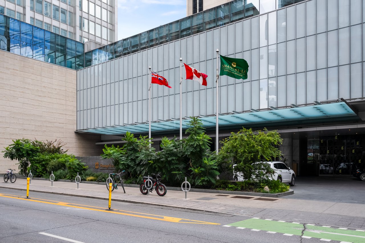 Suite 5707- 180 University Avenue 