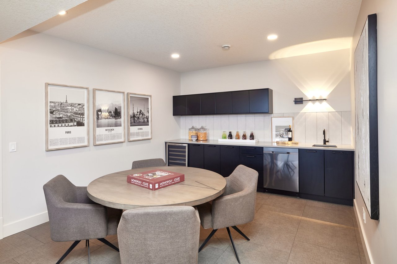 218 Aspen Summit Place SW