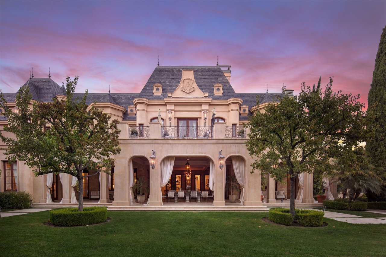 40 Beverly Park
