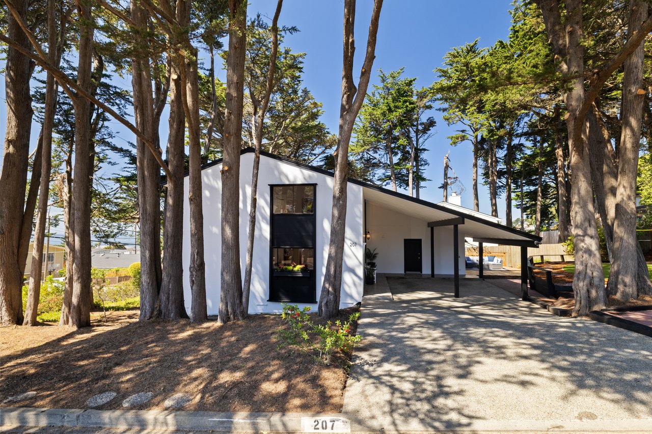 207 Beverly Pl