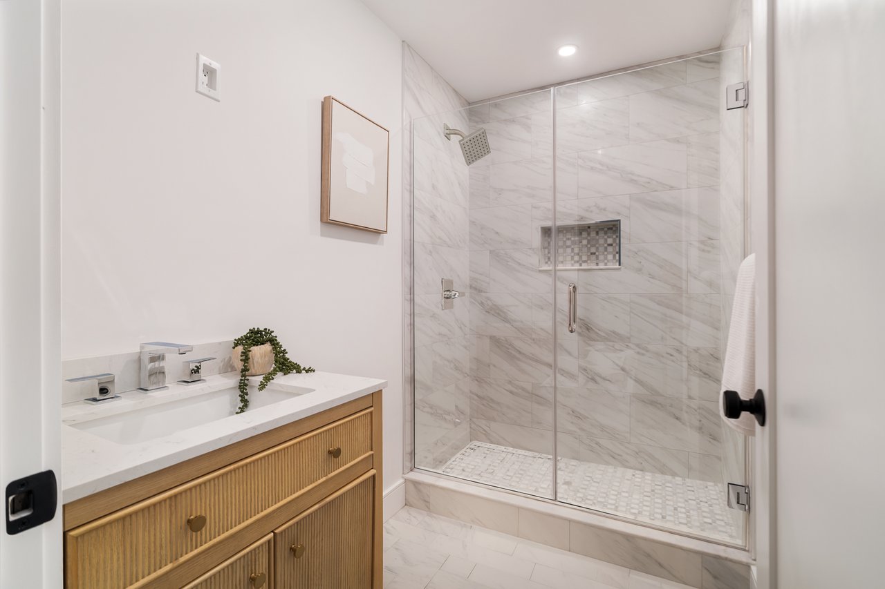 9 Olive Ave # 1