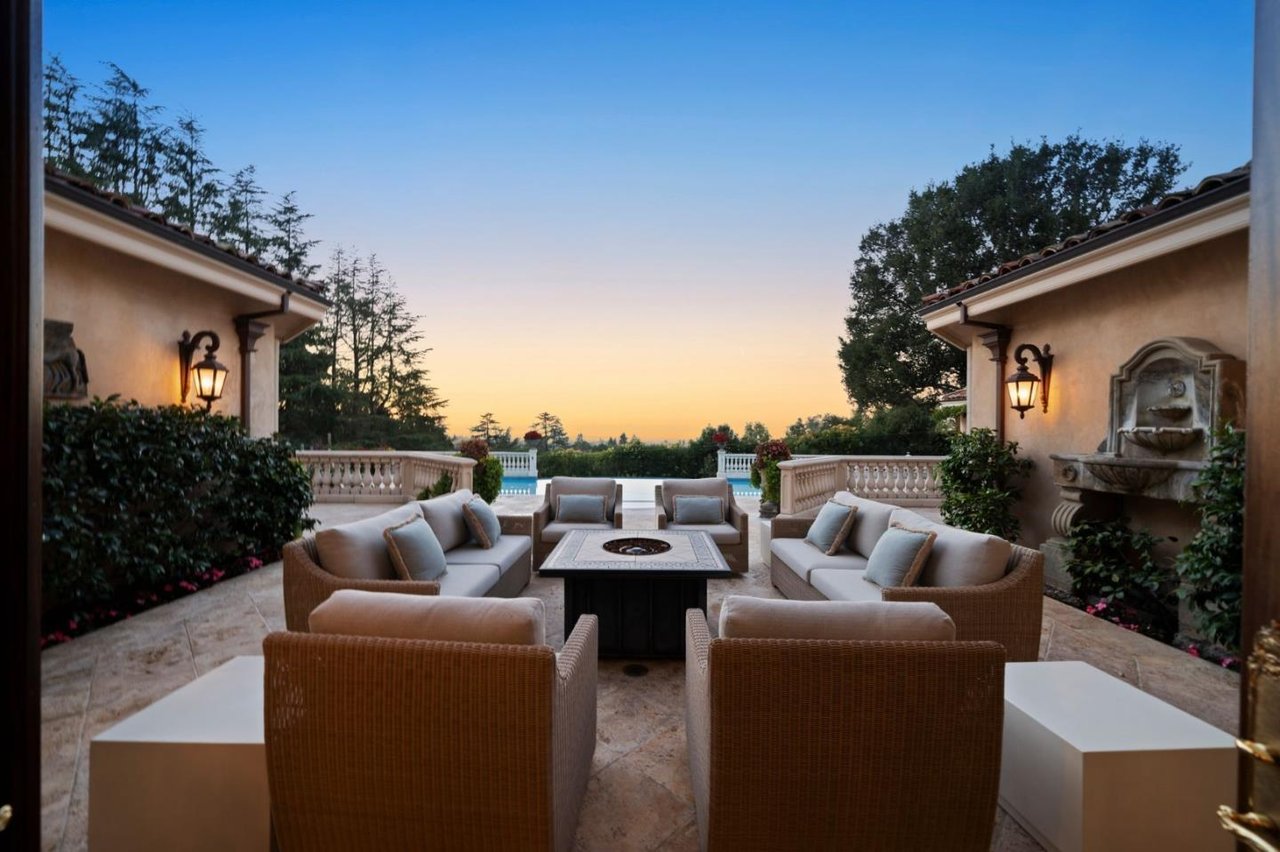 10285 Magdalena Rd