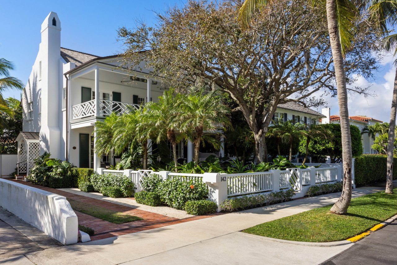 "Sea" Street Paradise