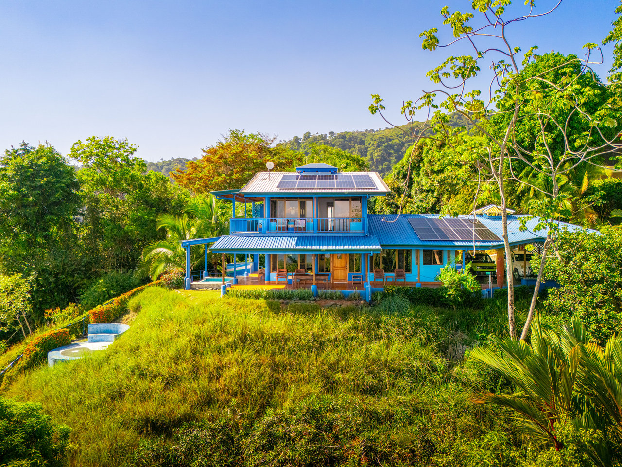 Casa Vista Harmonia, Legendary Ocean Views and Sustainable Living!