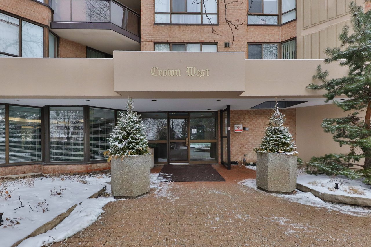 20 Cherrytree Drive #1104