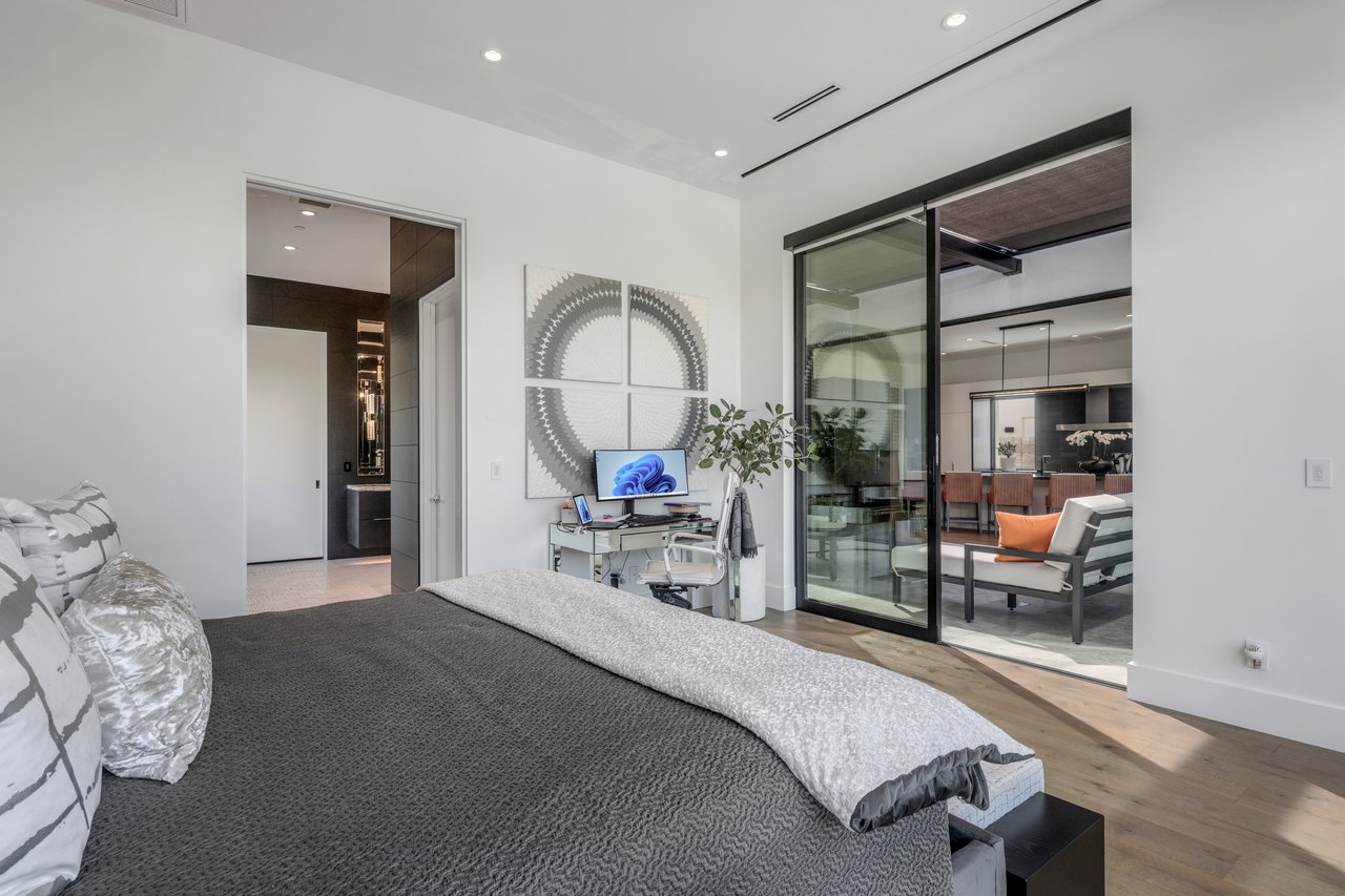 6914 E Cactus Wren Road