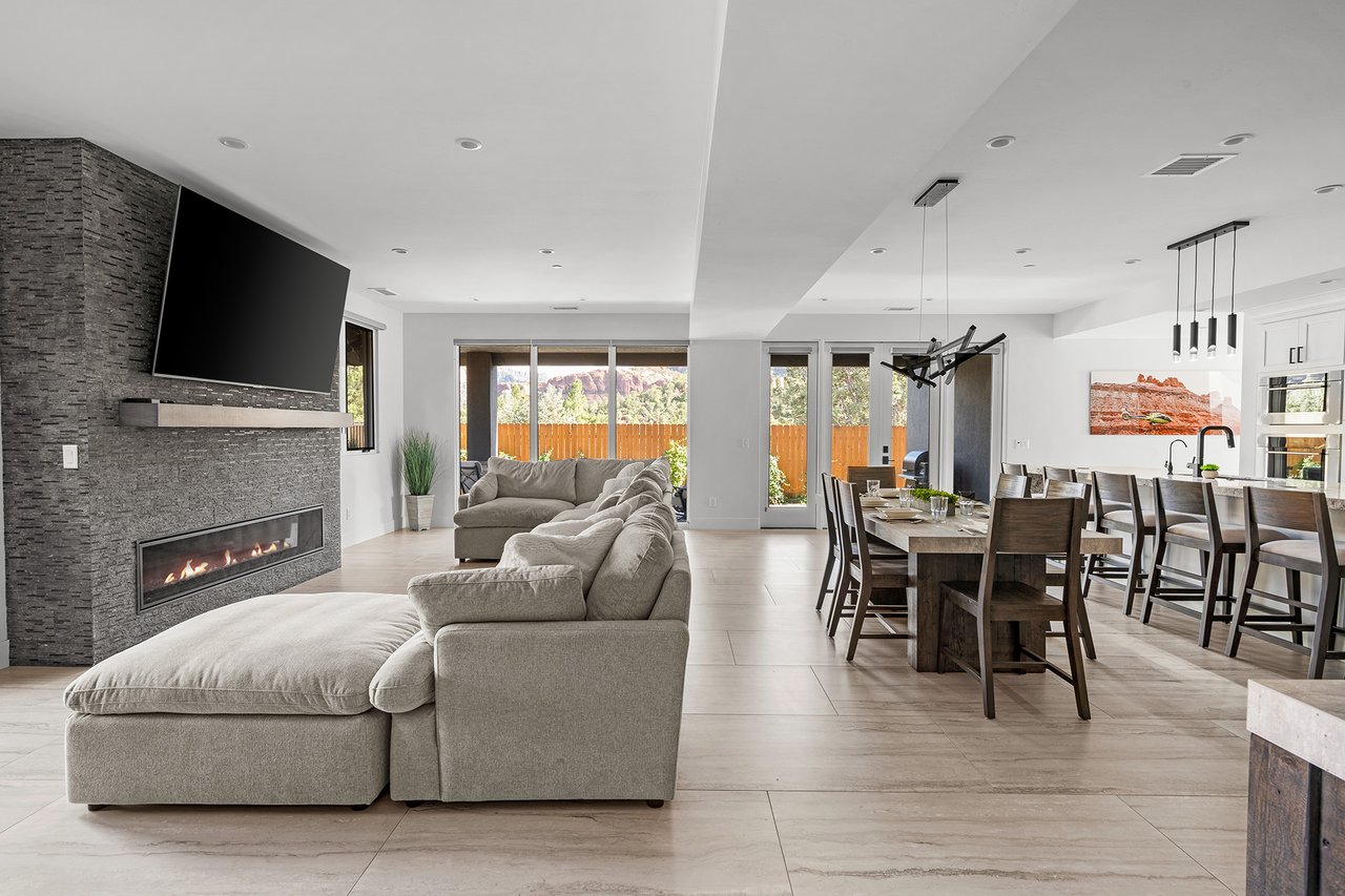 40 Roadrunner Lane