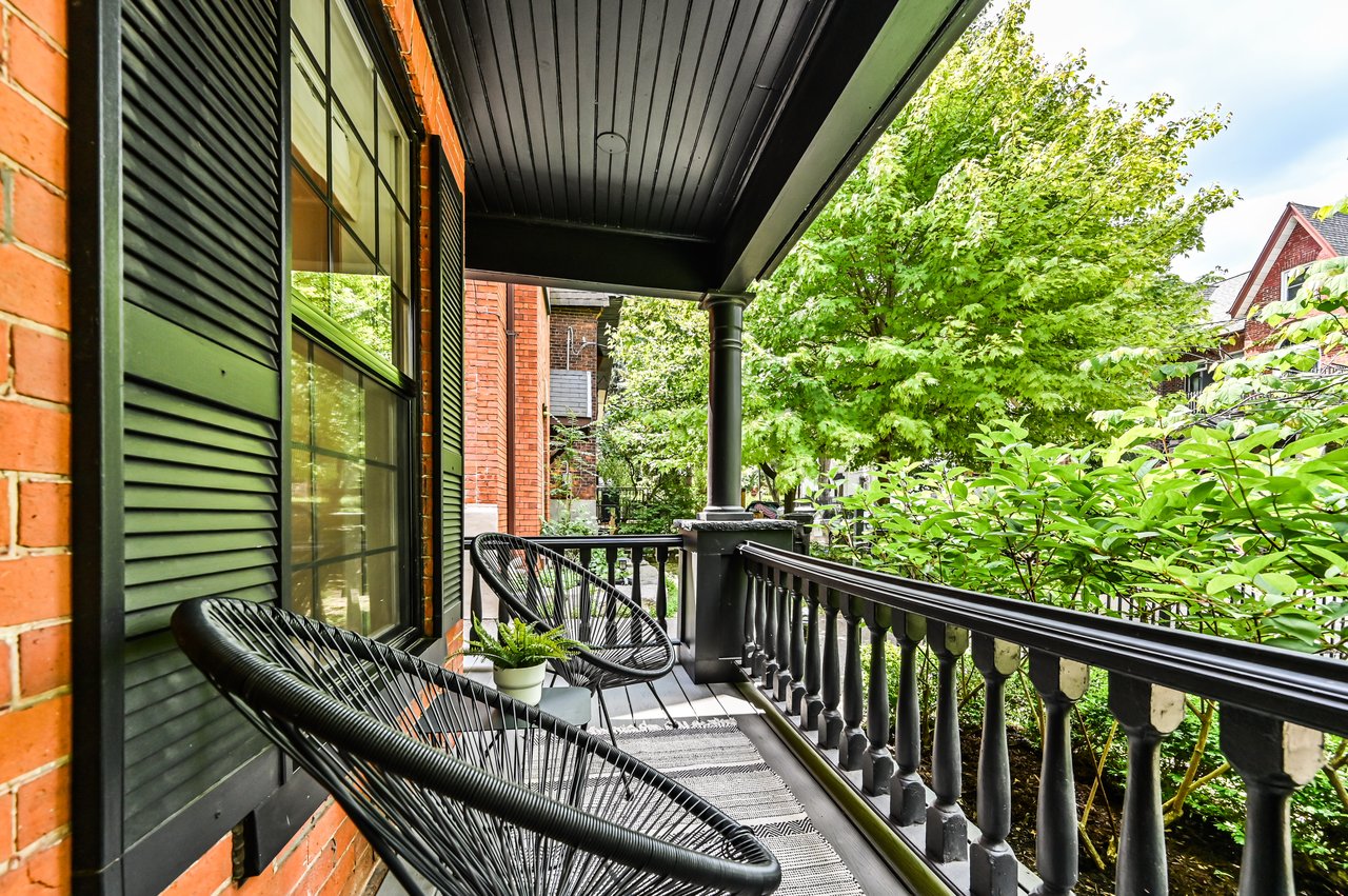 61 Gwynne Avenue, Toronto