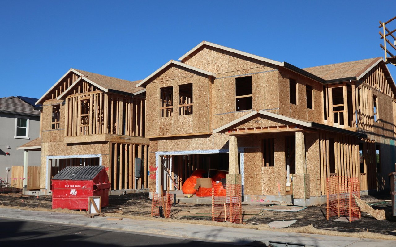 Two New Custom Homes in Thousand Oaks Available Now!